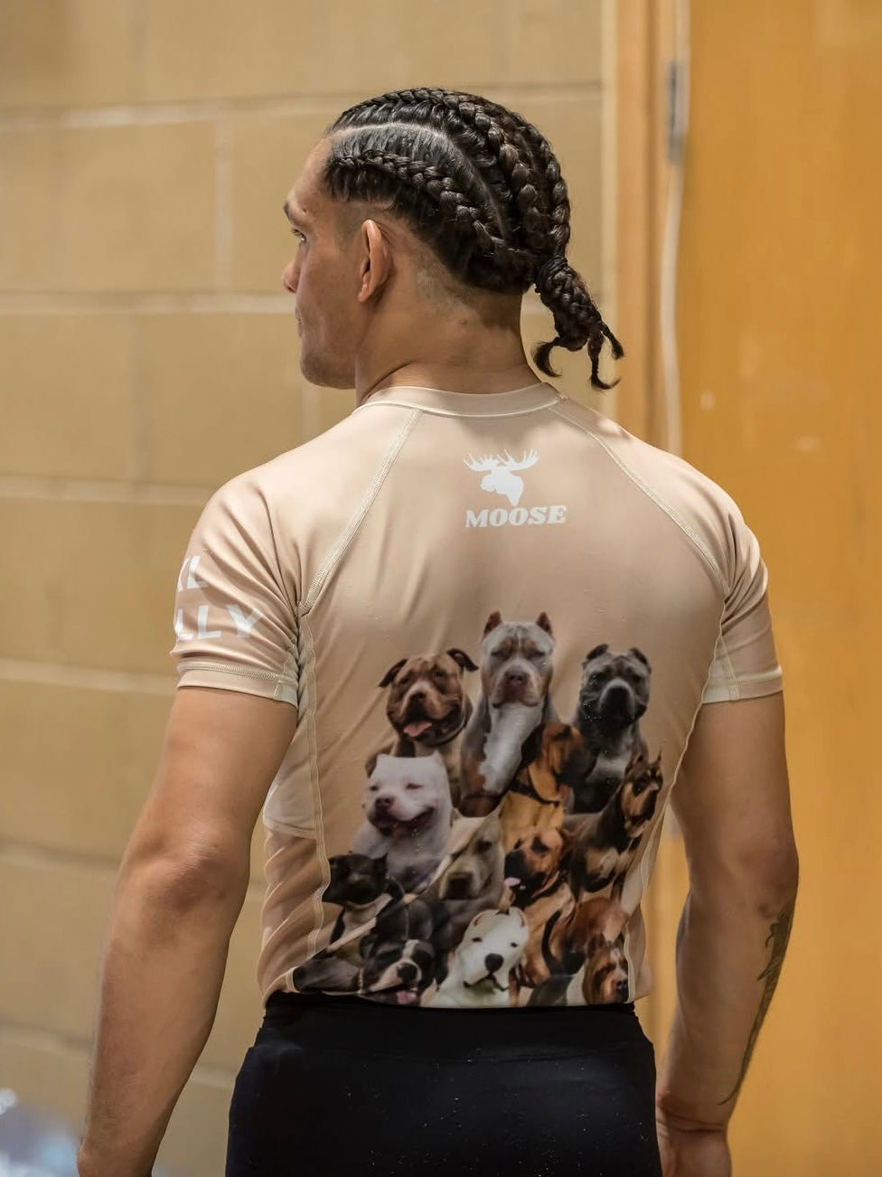 π«π ππ¨πππ¬ Rashguard